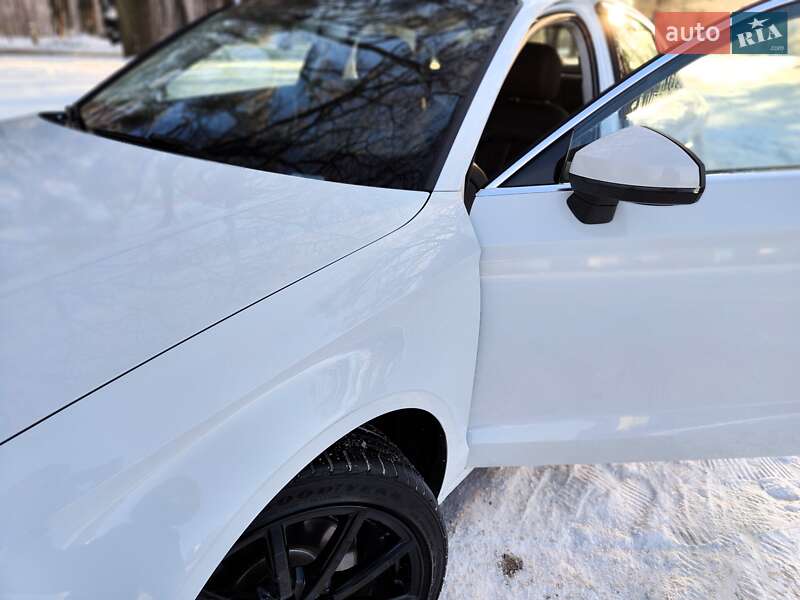 Седан Audi A3 2015 в Києві