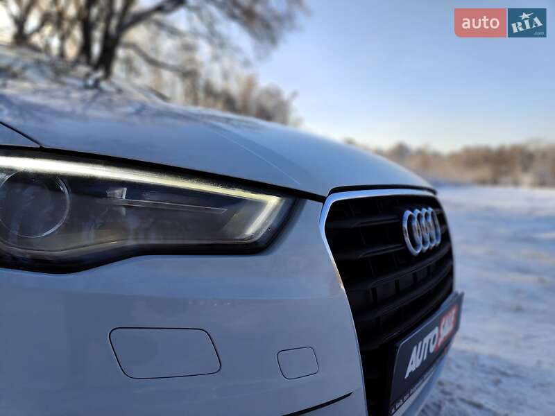Седан Audi A3 2015 в Києві