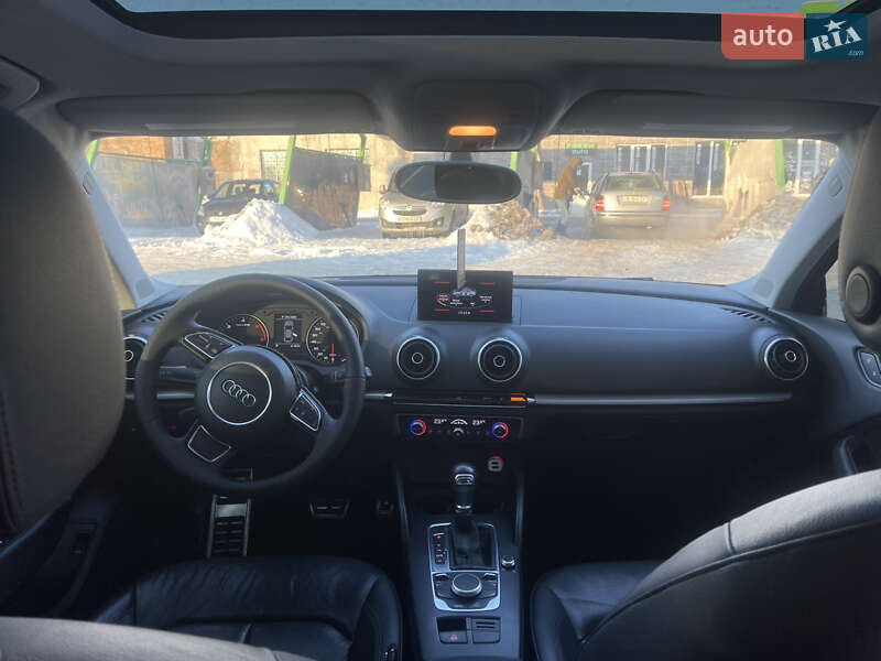 Седан Audi A3 2015 в Чернігові