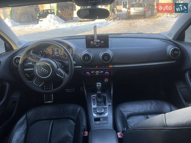 Седан Audi A3 2015 в Чернігові