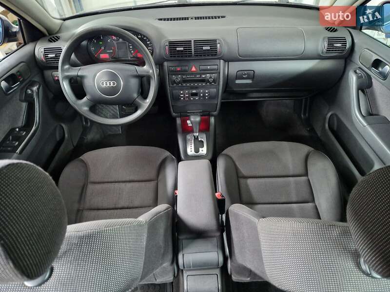 Хэтчбек Audi A3 2001 в Ровно