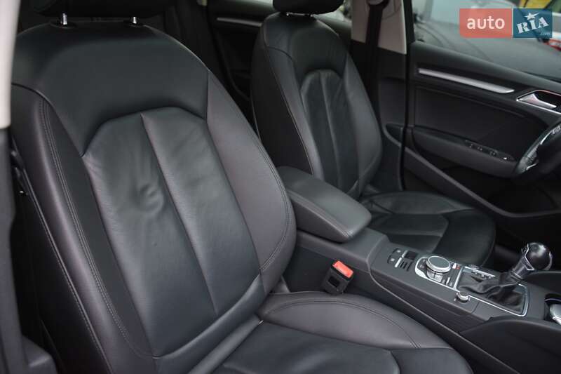 Седан Audi A3 2016 в Киеве фото 41 Седан Audi A3 2016 в Киеве