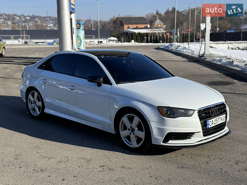 Седан Audi A3 2015 в Черкассах