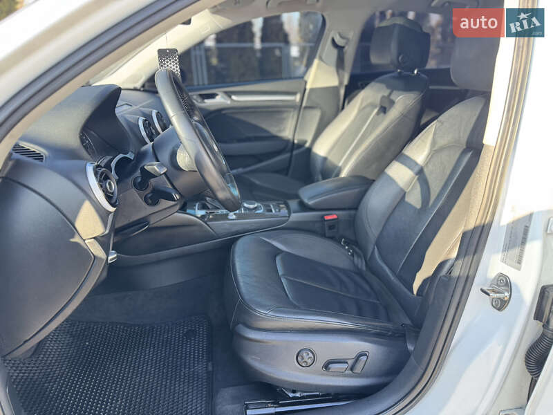 Седан Audi A3 2015 в Черкассах