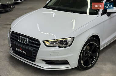Седан Audi A3 2015 в Одессе