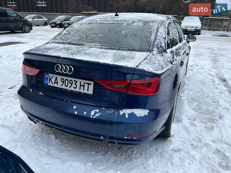 Седан Audi A3 2014 в Києві