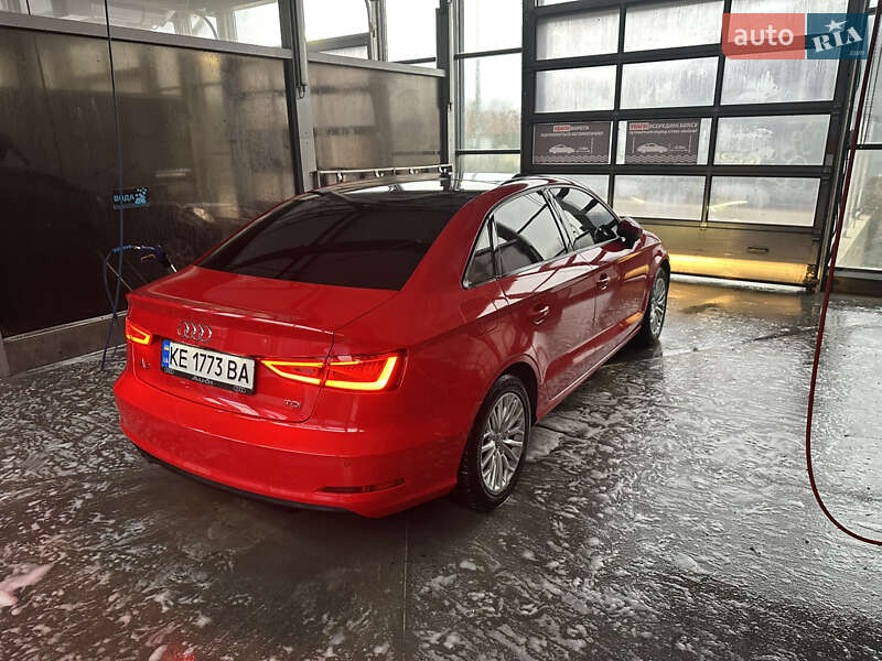 Седан Audi A3 2016 в Днепре