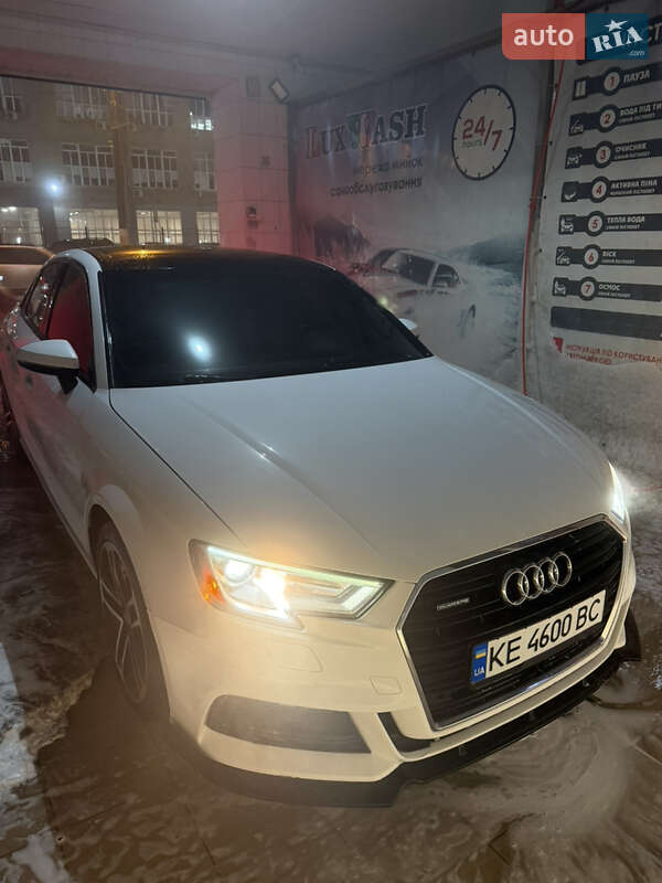 2017 Audi A3, VIN WAUB8GFF1H1055288:plate — фото 1 (autoria)