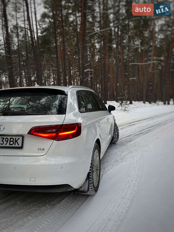 Хэтчбек Audi A3 2016 в Ахтырке фото 6 Хэтчбек Audi A3 2016 в Ахтырке