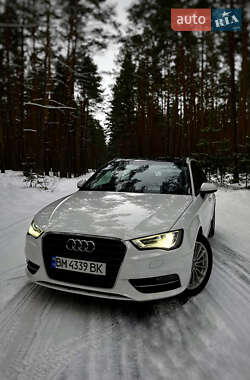 Хэтчбек Audi A3 2016 в Ахтырке