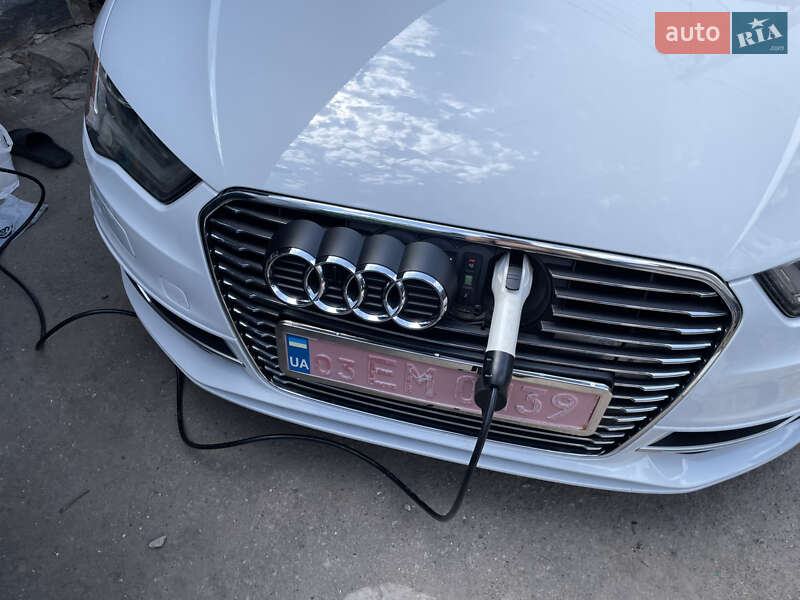 Хетчбек Audi A3 2016 в Дніпрі фото 7 Хетчбек Audi A3 2016 в Дніпрі