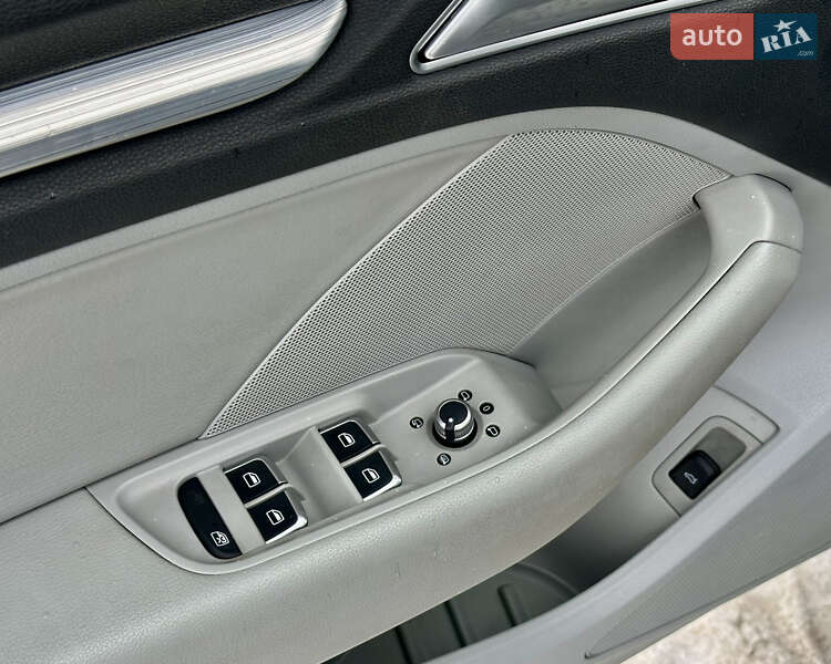 Седан Audi A3 2015 в Киеве