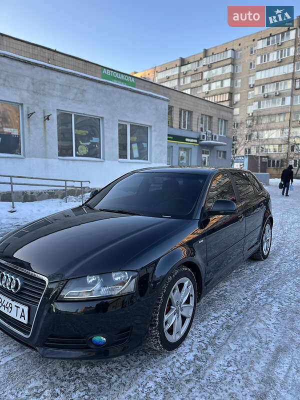 Хэтчбек Audi A3 2008 в Киеве