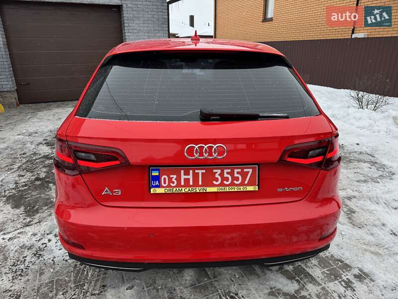 Хетчбек Audi A3 2015 в Вінниці