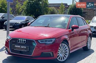Седан Audi A3 2016 в Львове
