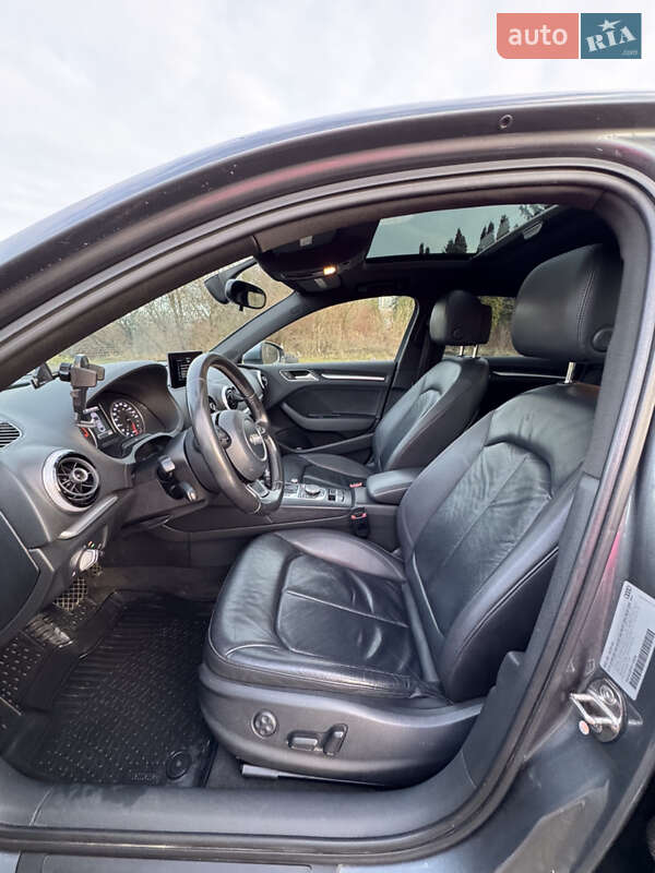 Седан Audi A3 2015 в Львове