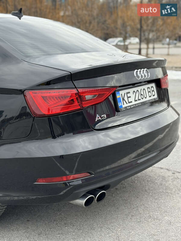 Седан Audi A3 2015 в Запорожье