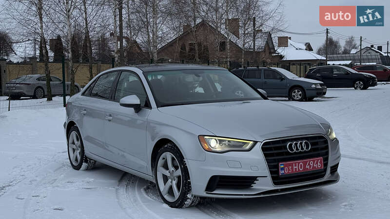 Седан Audi A3 2015 в Луцьку