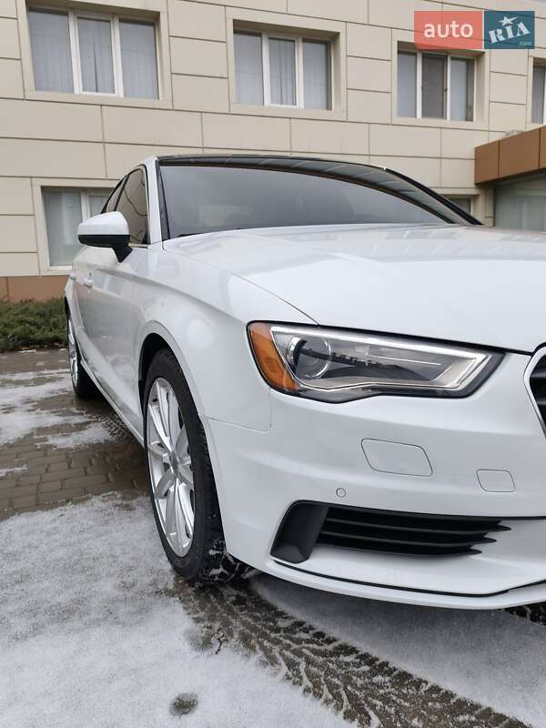Седан Audi A3 2015 в Миколаєві