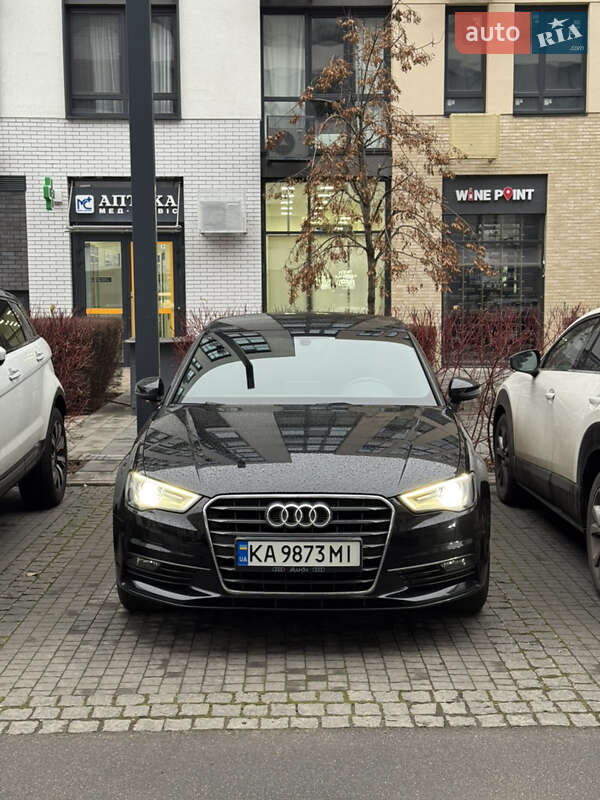 Седан Audi A3 2016 в Києві