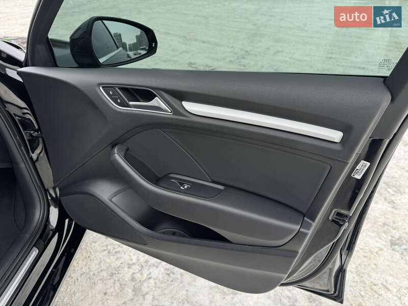 Седан Audi A3 2019 в Киеве фото 43 Седан Audi A3 2019 в Киеве