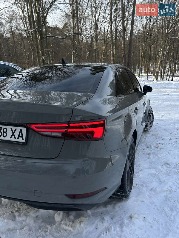 Седан Audi A3 2020 в Львові