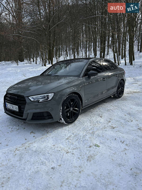 Седан Audi A3 2020 в Львові