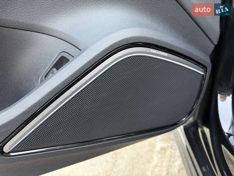 Хэтчбек Audi A3 2018 в Киеве