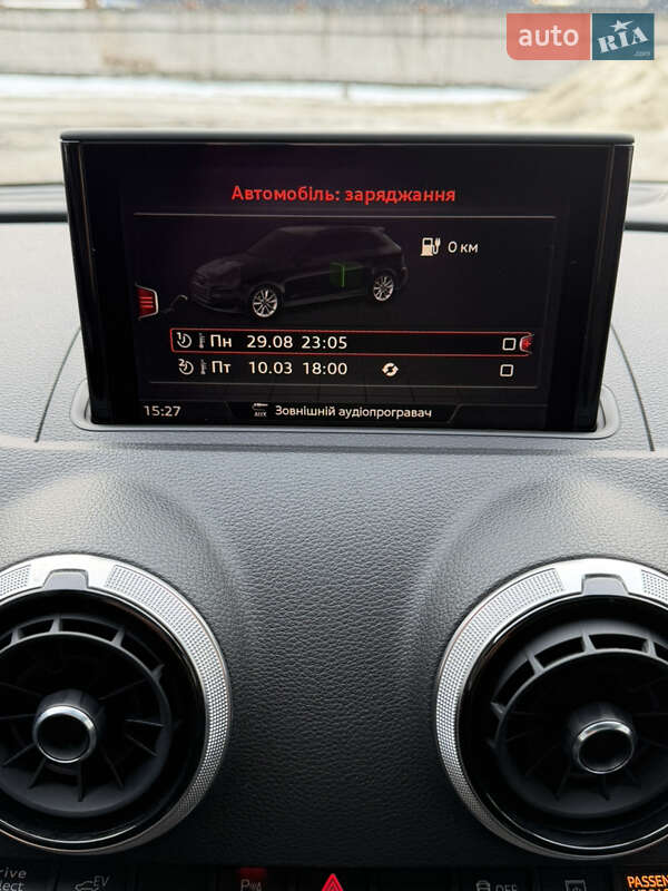 Хэтчбек Audi A3 2018 в Киеве