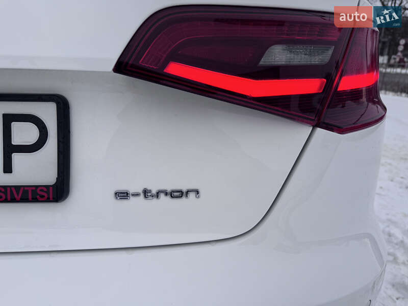 Хэтчбек Audi A3 2016 в Киеве фото 18 Хэтчбек Audi A3 2016 в Киеве