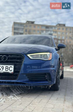 Седан Audi A3 2014 в Кривому Розі