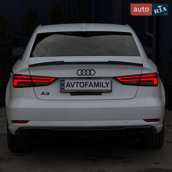 Седан Audi A3 2016 в Днепре