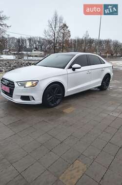 Седан Audi A3 2019 в Владимире