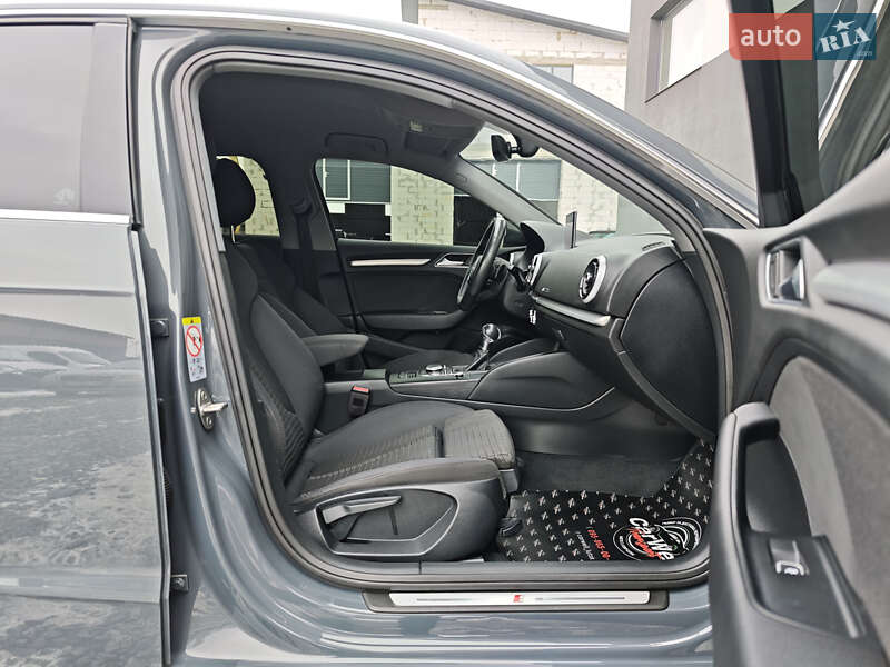 Хетчбек Audi A3 2020 в Луцьку фото 45 Хетчбек Audi A3 2020 в Луцьку