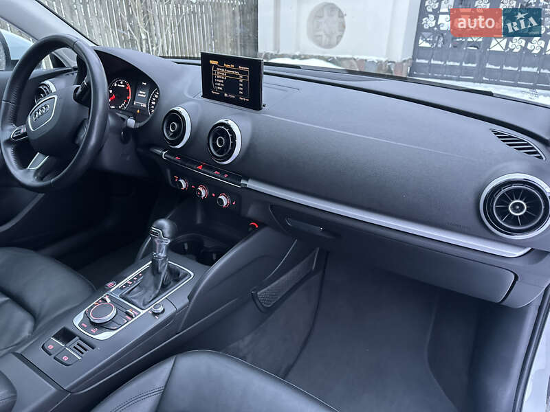 Хэтчбек Audi A3 2015 в Киеве фото 96 Хэтчбек Audi A3 2015 в Киеве