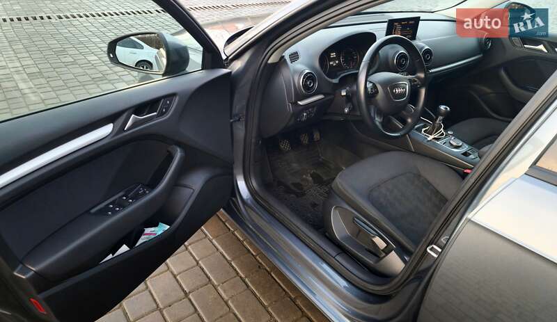 Хэтчбек Audi A3 2013 в Одессе