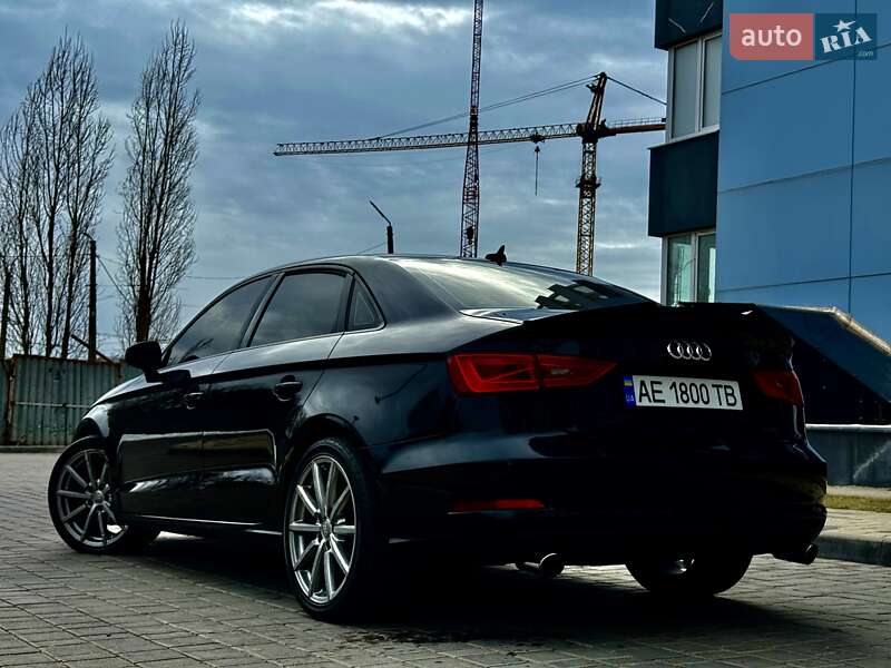 Седан Audi A3 2016 в Одессе