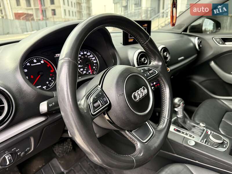 Седан Audi A3 2016 в Одессе