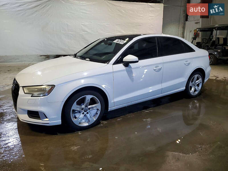 Седан Audi A3 2017 в Коломиї