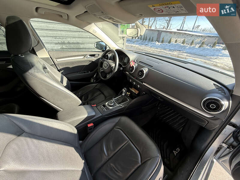 Хэтчбек Audi A3 2015 в Киеве