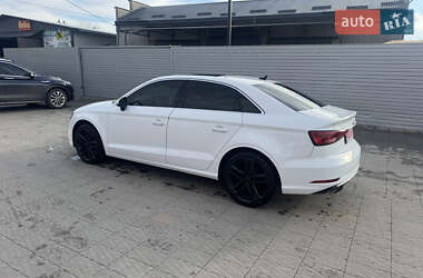 Седан Audi A3 2019 в Владимире