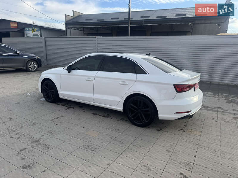 Седан Audi A3 2019 в Владимире