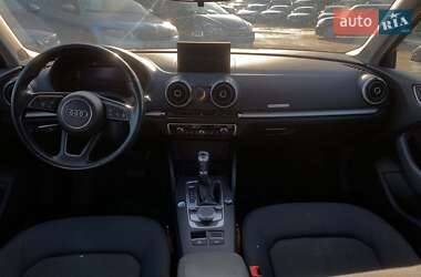 Хэтчбек Audi A3 2016 в Виннице