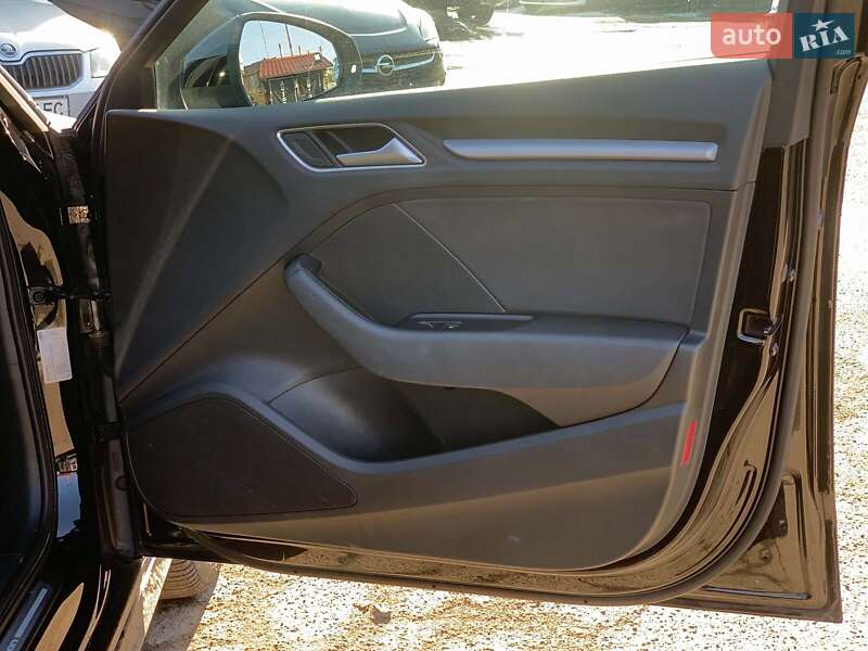 Хэтчбек Audi A3 2016 в Виннице