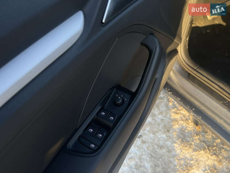 Седан Audi A3 2015 в Полтаве