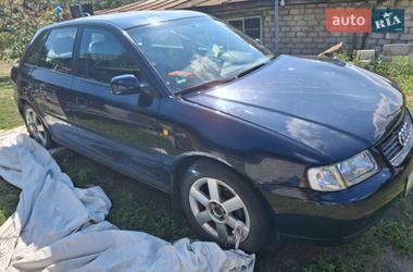 Хетчбек Audi A3 2000 в Кропивницькому