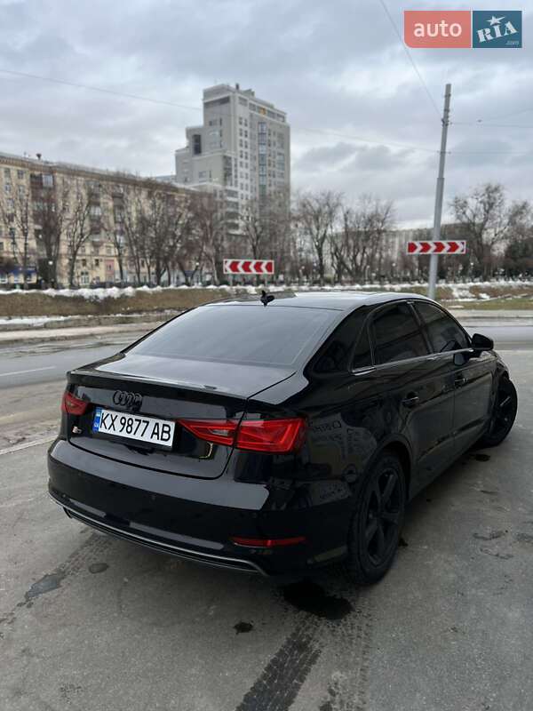 Седан Audi A3 2014 в Харькове