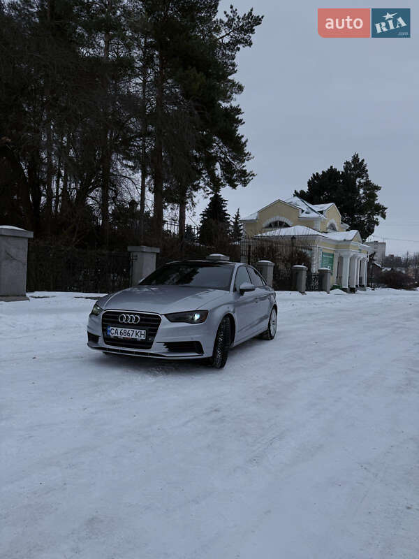 Седан Audi A3 2015 в Умани фото Седан Audi A3 2015 в Умани