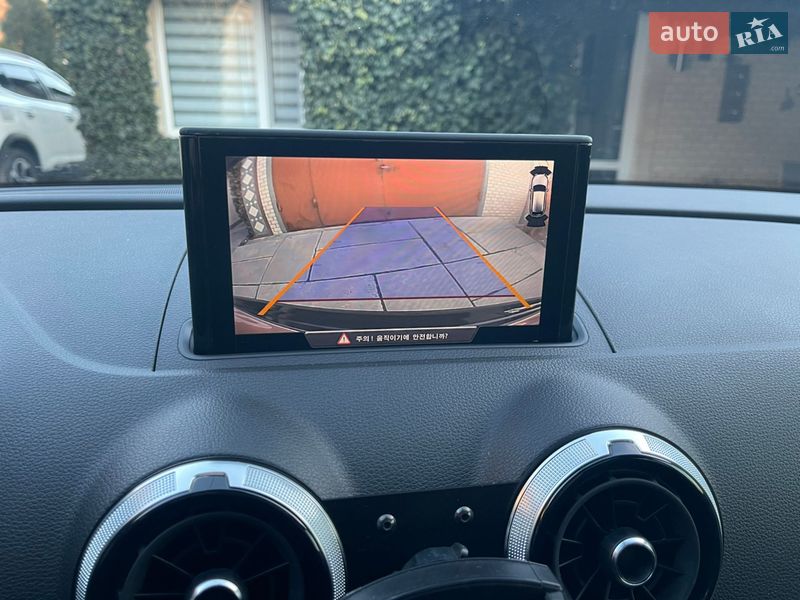 Седан Audi A3 2018 в Гнівані