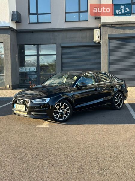 Седан Audi A3 2014 в Чернигове